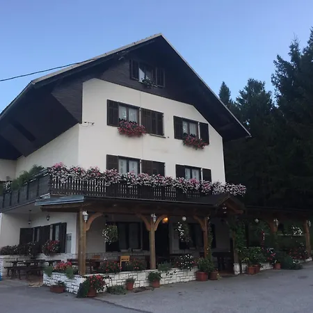 Kmecki Hram Fortuna Guest house 3*