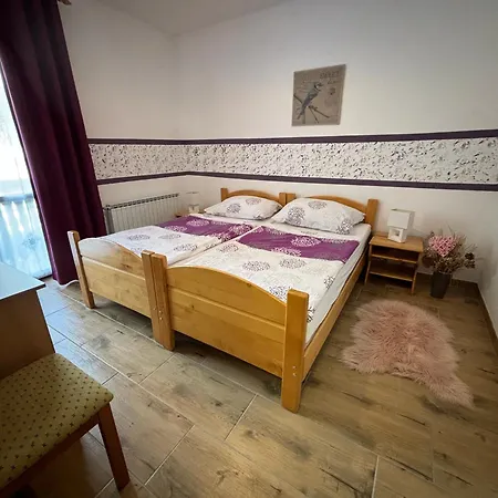 Kmecki Hram Fortuna Idrija