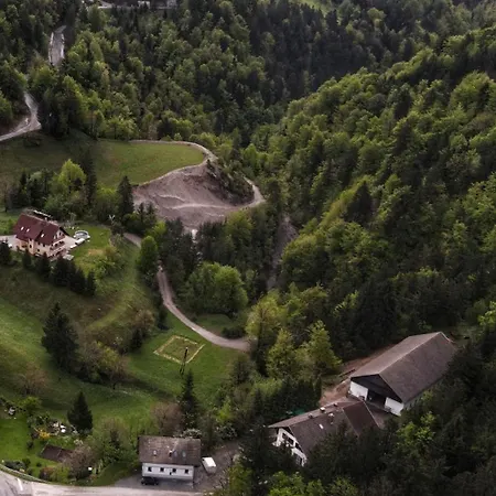 Kmecki Hram Fortuna Idrija