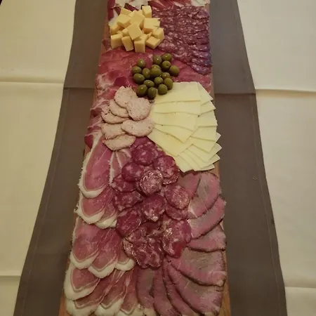 Kmecki Hram Fortuna בית הארחה