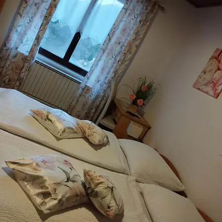 克梅茨基赫拉姆旅馆 招待所 3*