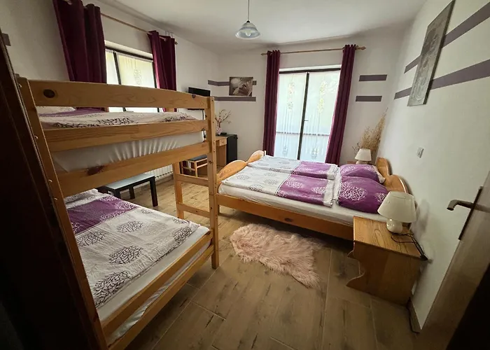 Kmecki Hram Fortuna Gasthuis Idrija