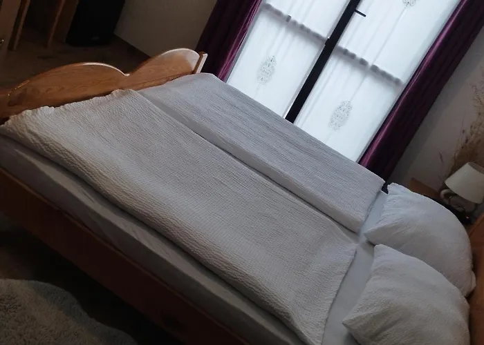 Kmecki Hram Fortuna Konukevi 3*