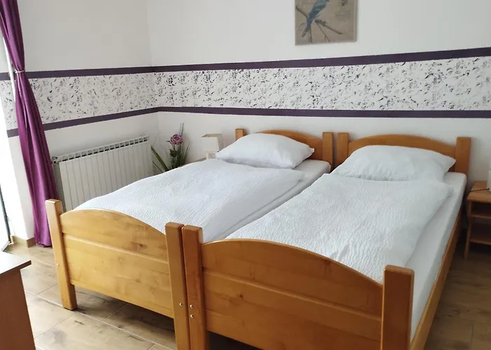 Gasthuis Kmecki Hram Fortuna Idrija