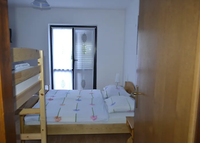 ゲストハウス Kmecki Hram Fortuna