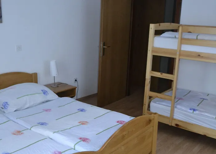 ゲストハウス Kmecki Hram Fortuna