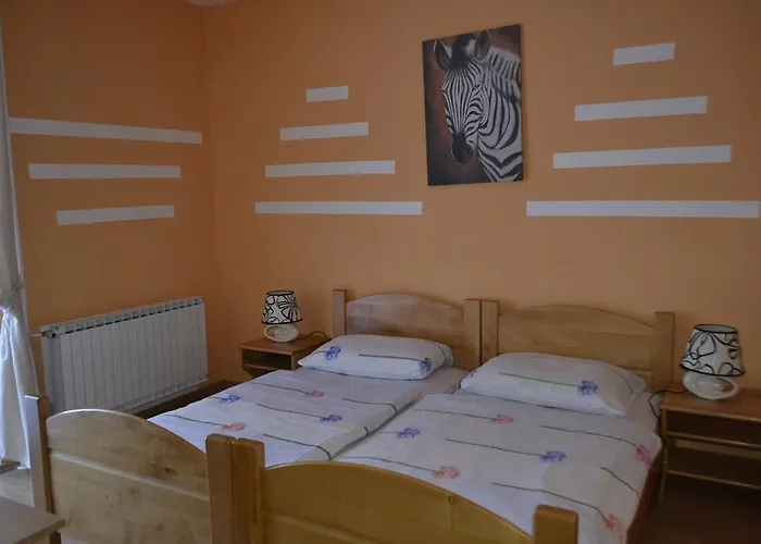 Kmecki Hram Fortuna ゲストハウス 3*