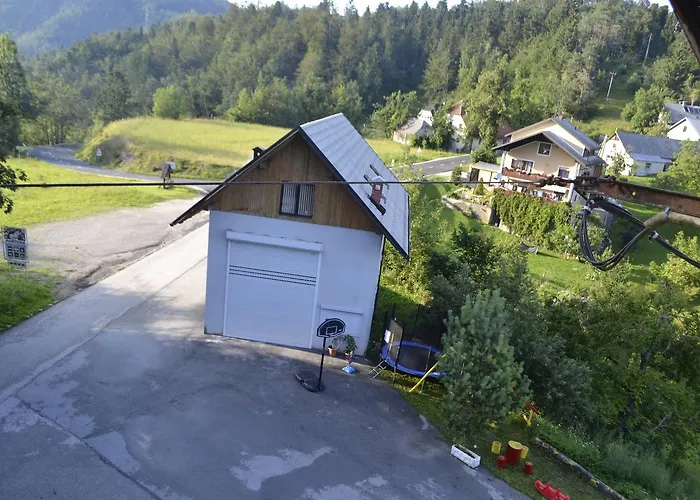 Kmecki Hram Fortuna Gasthuis Idrija